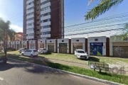 LOJAS TÉRREAS,  NA PROTÁSIO ALVES, 5132&lt;BR&gt;com estacionamento frontal mais uma vaga na  garagem no subsolo do edifício.&lt;BR&gt;Loja já locada por R$ 1.200,00 , com 40 metros privativos, piso e