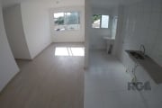 Ótimo apartamento, 2 dormitórios, living para 2 ambientes, água quente, cozinha, banheiro social, área de serviço, sol norte, vista, 1 vaga escriturada, gás central, portaria 24 horas, circuito de TV,