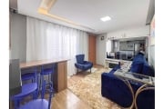 Localizado no Condomínio Porto Leon, este encantador apartamento oferece conforto e praticidade em um ambiente acolhedor. Com dois dormitórios bem iluminados, é perfeito para famílias ou casais que bu