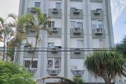 VENDE. Ótima cobertura duplex, próximo à praça da Encol com 221m2 privativos. Parte térrea: 3 dormitórios (1 suíte), banheiro social, living 2 ambientes em piso parquet, copa/cozinha, área de serviço 