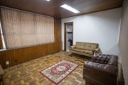 Sala comercial com 38m² no Largo Visconde do Cairu, Ao lado da avenida Mauá.&lt;BR&gt;Possui divisória e alguns móveis que podem permanecer na sala.&lt;BR&gt;Prédio com portaria 24 horas. Não tem vaga