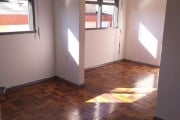 Apartamento com 61m², 3 dormitórios localizado no bairro Camaquã. &lt;BR&gt;Living dois ambientes , piso em parquet, cozinha e área de serviço com piso em cerâmica. Área de Lazer completa com  pista d