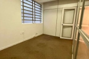 Sala comercial para venda, com banheiro privativo. Aproximadamente 20m².&lt;BR&gt;Ótima localização, na Av. Benjamin Constant, próxima ao Bourbon Assis Brasil, Sogipa e todos os recursos do bairro.