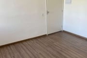 Apartamento à venda na Zona Sul de POA | O imóvel conta com 2 dormitórios, sala, cozinha, banheiro, playground, e salão de festas. Venha conhecer! &lt;BR&gt;Obs: Valor da chave e assume financiamento.