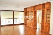 APARTAMENTO 3 DORMITÓRIOS MONT SERRAT PORTO ALEGRE&lt;BR&gt;Apartamento nos altos do Mont Serrat  com 3 dormitórios sendo uma suíte, dependência de empregada. Excelente disposição dos cômodos com lind