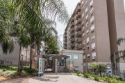 Vendo apartamento 3 dormitórios sendo 1 suíte, living para dois ambientes com sacada, cozinha americana, área de serviço, banheiro auxiliar, 67m. Excelente localização na zona sul em andar alto com in