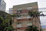 Exclusividade Sperinde Imoveis na Anita Garibaldi, 1940 Excelente apartamento de 1 quarto , com living para 2 ambientes , muito ensolarado e com ótima metragem.&lt;BR&gt;Prédio muito bem conservado em