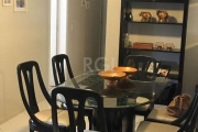 APARTAMENTO 3 DORMITORIOS COM SUITE  ELEVADOR E GARAGEM ZONA NORTE PORTO ALEGRE &lt;BR&gt;Apartamento semimobiliado de 85m², 3 dormitórios sendo 1 suíte, em andar alto e orientação solar privilegiada,