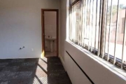 CONJUNTO COMERCIAL RUA  24 DE OUTUBRO  E ELEVADOR PORTO ALEGRE RS Vendo sala comercial  em ótimo prédio, próximo a igreja auxiliadora, TOK Stok e o TREND 24 DE OUTUBRO , composta de hall de entrada, d