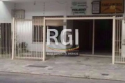 Loja ampla com 55 m2 privativos, reformada, piso porcelanato, próxima as avenidas Farrapos e Ernesto da Fontoura, estação Trensurb em região de bom comércio.&lt;BR&gt;&lt;BR&gt;Condomínio com elevador