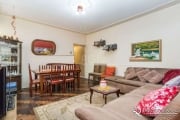 Venda de Apartamento no Bairro Petrópolis 108m² - 3 Dormitórios, varanda, Cozinha: Com churrasqueira e cooktop de 5 bocas. &lt;BR&gt;Apartamento no bairro Petrópolis com 3 amplos dormitórios, sendo 2 