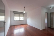 Apartamento  2 dorm I desocupado I 1 vaga I 99,90m² priv. &lt;BR&gt;&lt;BR&gt;Apartamento DESOCUPADO  no primeiro andar (1 lance de escada) de 2 dormitórios, sendo 1 suíte. Possui  dependência de empr