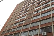 Ótimo apartamento à venda com 2 quartos no Centro Histórico de Porto Alegre. Possui área privativa de 69m², área total de 102.9m². O imóvel está em ótimo estado de conservação e conta com  área de ser