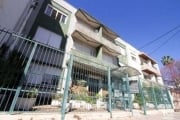 Apartamento, desocupado, de frente, 1 dormitório - Pátio - Dep.  c/ WC auxiliar - Azenha&lt;BR&gt;Apartamento com um dormitório, sala, cozinha, banheiro social, banheiro auxiliar, pátio com dependênci