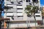 Apartamento 3 dormitórios , uma suíte , área de serviço separada e dependência  de empregada, uma vaga coberta  , apenas dois lances de escadas ,  prédio bem conservado , condomínio acessível .  &lt;B