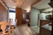 Impecavél apartamento Garden a venda no bairro Cidade Baixa. &lt;BR&gt;Imóvel originalmente como 1 dormitório, transformado em loft (pode ser revertido), todo reformado, amplo, estando a venda mobilia