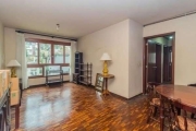 Vende-se apartamento desocupado próximo ao Parcão, 3 quartos com suíte, 1 vaga de garagem coberta e escriturada.&lt;BR&gt;Imóvel possui living em dois ambientes, banho social, copa e cozinha, área de 