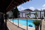 Casa na Farolândia com piscina