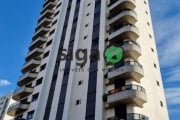 Apartamento a Venda em MOEMA com 5 quartos e  220m²