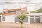 Oportunidade de negócio casa residencial e mais 2 lojas comerciais( uma já está locada) Casa semi mobiliada com 220m² de área privativa com ótimo padrão construtivo, escadas, portas e janelas em madei