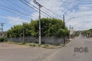 Ótimo terreno no bairro Medianeira, de esquina, plano, com 325m², sendo 13 x 25m. Ideal para a construção de residência ou comércio com frente para 2 ruas. Localizado em ótima região com escolas, comé