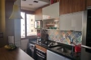 Apartamento à venda 1 dormitório com suíte bairro Santana,  totalmente reformado, cozinha com bancada americana com armários planejados, box coberto por convenção/sorteio. Fácil acesso para as avenida