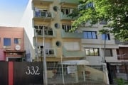 Excelente apartamento com 2 dormitórios no Bairro Santana, em rua tranquila, 1 banheiro auxiliar com hidromassagem, secador elétrico para toalha e ventilação natural, cozinha, área de serviço, aquecim