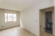 Ótimo apartamento de 42m² com 1 dormitório, living para dois ambientes, banheiro social com ventilação natural, cozinha e área de serviço separada. Bem iluminado e ventilado. Condomínio tranquilo e co