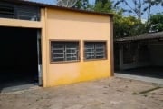 VENDO CASA COMERCIAL EM TERRENO  COM 19,00X 37,00  MAIS UM PAVILHAO NOS FUNDOS E PREDIO ADMINISTRATIVO DE FRENTE PARA A RUA.&lt;BR&gt;PARA MAIS INFORMAÇÕES E VISITAS FALE COM NOSSOS CONSULTORES.&lt;BR