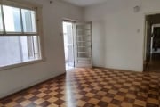 Apartamento | 2 quartos | 107,37m2 privativos | Bairro Floresta&lt;BR&gt;&lt;BR&gt;Apartamento a venda no edifício Santa Clara, localizado na Avenida Cristóvão Colombo, a poucos metros do Shopping Tot