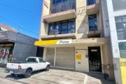 Ampla SALA COMERCIAL, Na avenida teresópolis, de frente, já com divisões de ambientes, salas e banheiro, melhor localização do bairro junto a todos recursos, rebaixado em gesso com iluminação, segundo