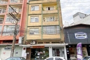 Apartamento 3 dormitórios sendo 1 com sacada, amplo living dois ambientes, cozinha com sala de jantar, sacada com churrasqueira, ampla área de serviço separada, depósito, banheiro social e auxiliar, l