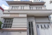 Casa com 207 m² privativos, com 3 dormitórios, 2 vagas de garagens, à venda no bairro Moinhos De Vento&lt;BR&gt;&lt;BR&gt;COMERCIAL OU RESIDENCIAL!&lt;BR&gt;&lt;BR&gt;Esta excelente casa oferece um li