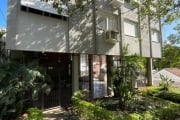 Apartamento no bairro Auxiliadora com 3 dormitórios sendo um uma suite.&lt;BR&gt;&lt;BR&gt;Este encantador apartamento localizado no bairro Auxiliadora oferece uma combinação perfeita de conforto e fu