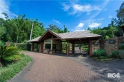 Esta casa é para uma família que busca tranquilidade em meio ao caos da cidade grande e conexão com a natureza.&lt;BR&gt;Casa aconchegante, com amplo living, cozinha americana equipada e um delicioso 