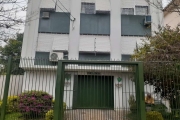 Conheça este incrível apartamento no coração do Menino Deus, em Porto Alegre. Com 74,1 m² de área privativa, este imóvel oferece um espaço perfeito para quem busca conforto e praticidade. Localizado n