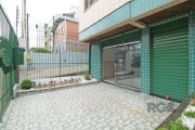 Loja locada no bairro Partenon, em excelente localização na Guilherme Alves, uma quadra do ao Bourbon Ipiranga. Prédio conservado e loja em ótimo estado. Ideal para investidores. Confira!