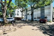 Apartamento garden de 100m², 3 dormitórios, living amplo para 2 ambientes, cozinha com copa, área de serviço separada, 1 banheiro social e 1 banheiro de serviço, 1 vaga de garagem. Imóvel com pátio em