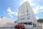 Excelente Apartamento, na Av. Teresópolis, 2 dormitórios, living com cozinha integrada e área de serviço, banheiro. Próximo a tudo, supermercados, escolas, farmácias, bancos, ônibus e lotação em frent