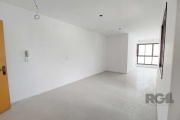 Apartamento estilo Studio/Loft&lt;BR&gt;&lt;BR&gt;Excelente imóvel de 46m² privativos, conta com 01 dormitório espaçoso, cozinha e 01 banheiro, possibilidade de vaga coberta para seu carro.&lt;BR&gt;O