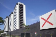 Que tal morar em um apartamento alto padrão no coração do bairro Petrópolis em Porto Alegre? Com 1 dormitório, 1 suíte e 1 banheiro, essa unidade tem tudo o que você precisa para viver com conforto e 