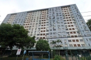 Apartamento de 02 quartos no Partenon