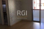 Apartamento à Venda no Bairro Humaitá - Porto Alegre, 1 Dormitório, 1 Vaga d