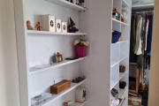 Apartamento de três quartos, suíte e uma vaga de garagem em condomínio com infra
