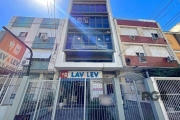 Conjunto comercial para comprar  totalmente mobiliado e desocupado, localizado na prestigiada Rua Felipe Camarão, em frente à Redenção.