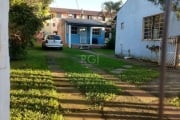 Excelente terreno no bairro Camaquã,  medindo 11m de frente e 36m de frente ao fundo, ótima opção para construção.           &lt;BR&gt;O Bairro Camaquã esta localizado na zona sul da cidade de Porto A