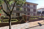 Lindo Apartamento com 02 dormitórios no bairro  Petrópolis, Totalmente reformado e mobiliado; living 2 ambientes, churrasqueira, banho social com box, cozinha, área de serviço, e 01 vaga. Baixo custo 