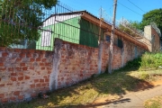 Terreno no bairro Cavalhada, Porto Alegre/RS.  &lt;BR&gt;     &lt;BR&gt;Terreno na rua Conego Vieira da Soledade, com 140 m2, possui no seu interior uma casa mista  com aproximadamente 65 m2, não aver