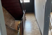 Casa Sobrado à Venda na Mooca, São Paulo-SP: 2 Quartos, Sala, 2 Banheiros, 1 Vaga na Rua Puris - 125m²