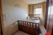 Apartamento na Vila Nina, com 02 dormitórios, sala cozinha, banheiro